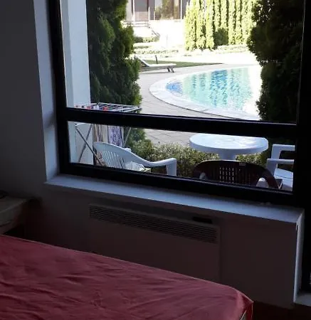 Studio By The Pool In Aspen Heights *