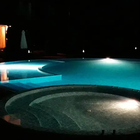 Studio By The Pool In Aspen Heights