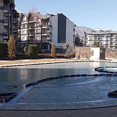 By The Pool In Aspen Heights Bansko