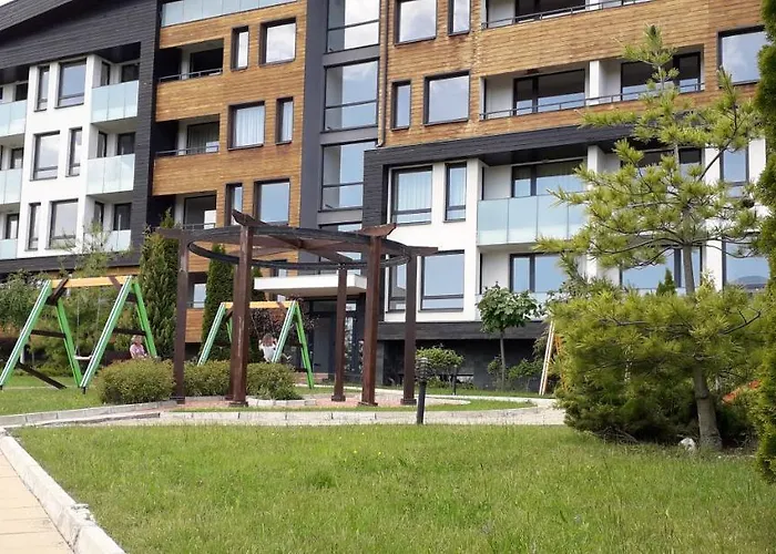 By The Pool In Aspen Heights